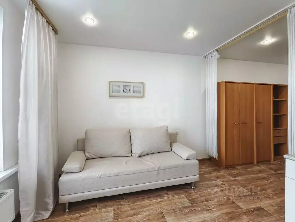 Студия Тюменская область, Тюмень Велижанская ул., 66к1 (21.0 м) - Фото 1