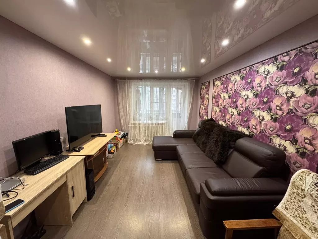 Продаётся 3-к квартира, 62.4 м - Фото 0