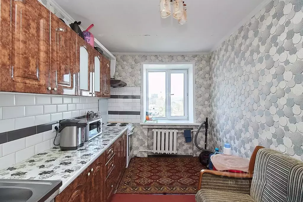 2-к кв. Тюменская область, Тюмень ул. Республики, 233 (35.9 м) - Фото 1