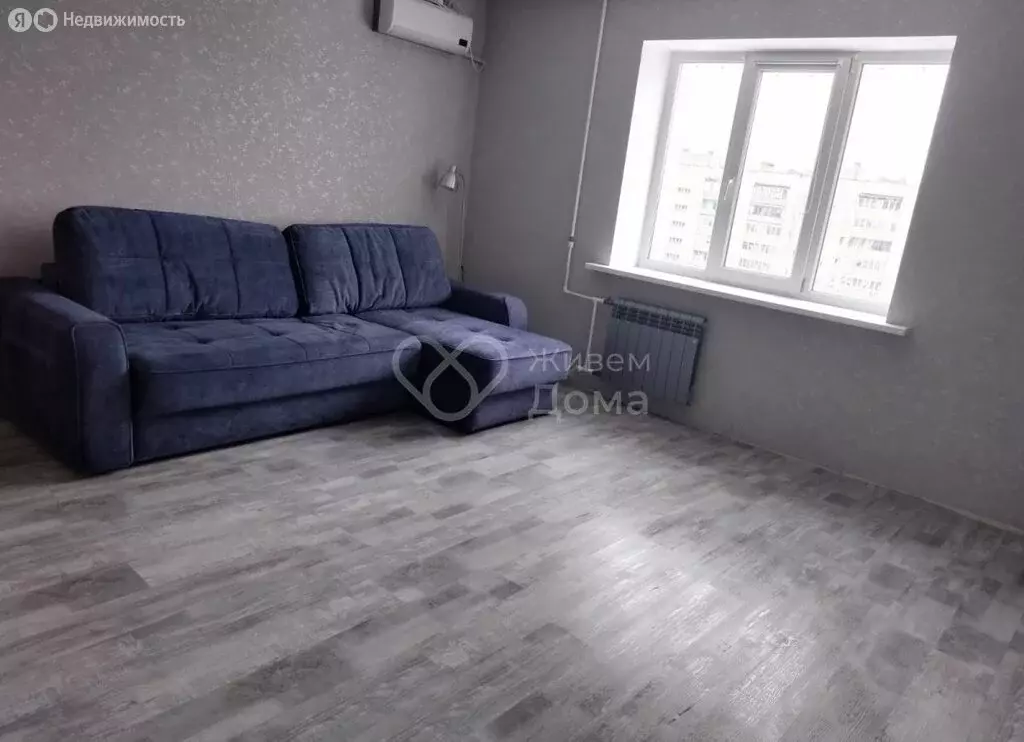 4-комнатная квартира: Волгоград, проспект Столетова, 55 (89.6 м) - Фото 1