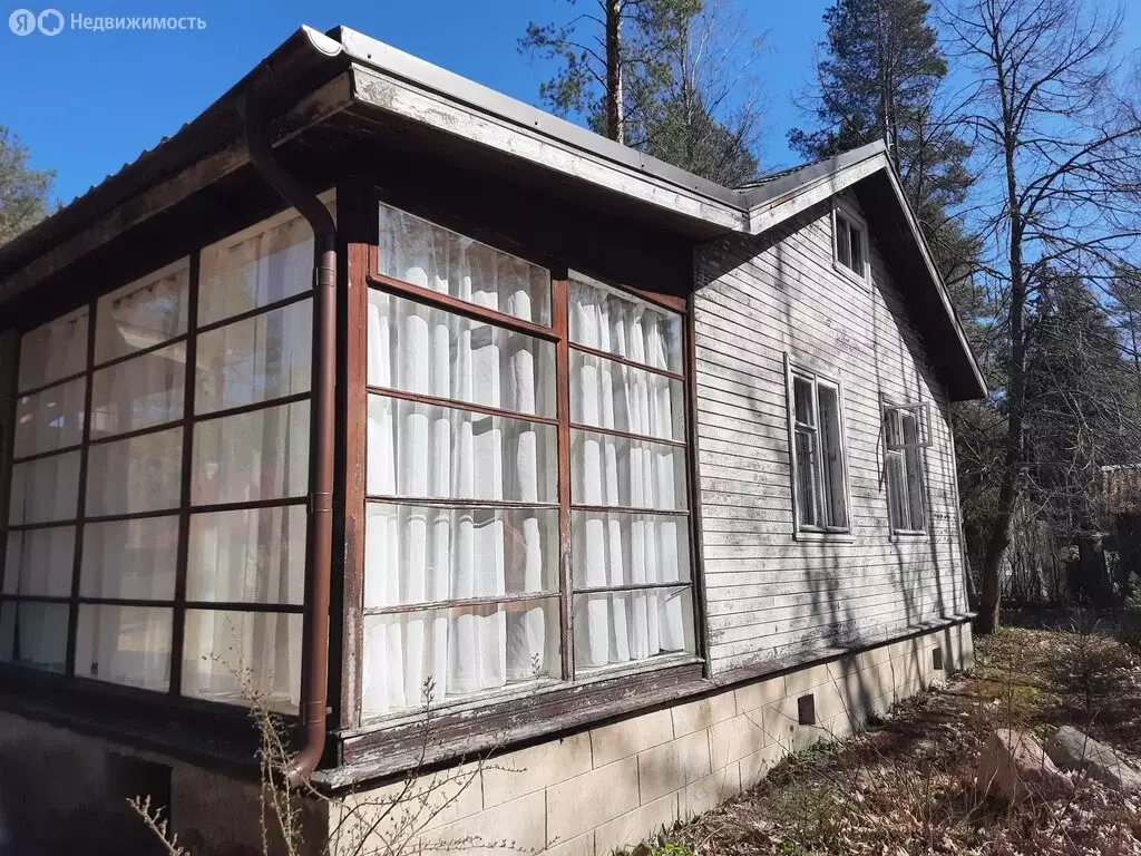 Дом в Выборгский район, Полянское сельское поселение, посёлок ... - Фото 1