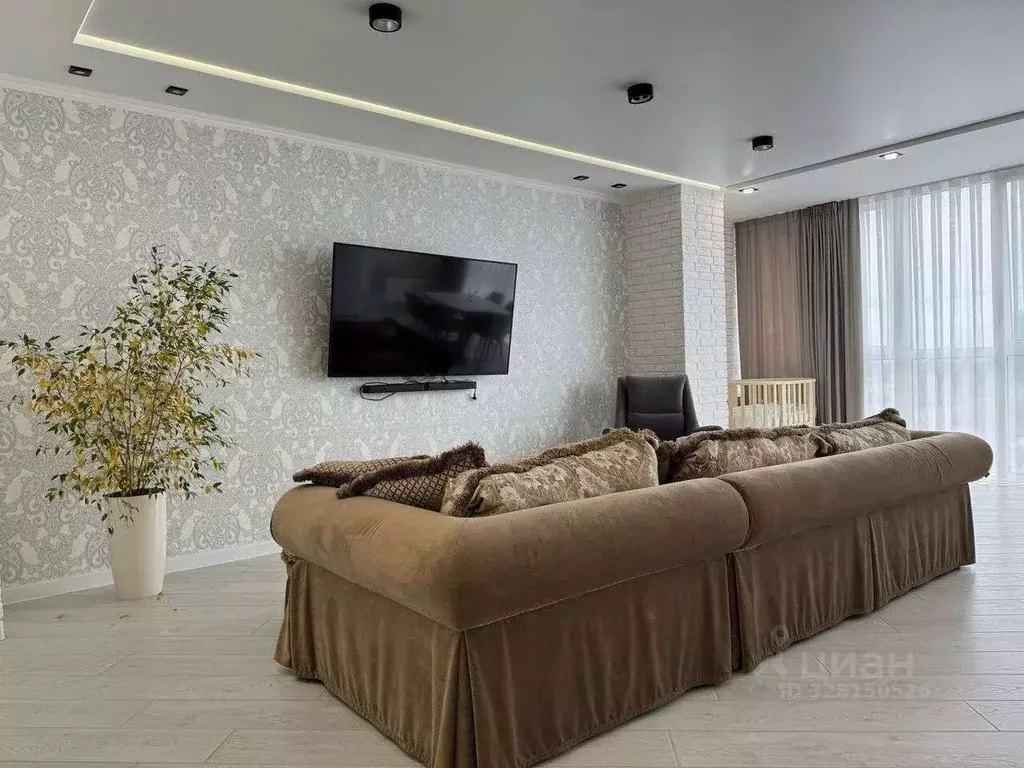 3-к кв. Самарская область, Самара Ново-Садовая ул., 106М (106.0 м) - Фото 1