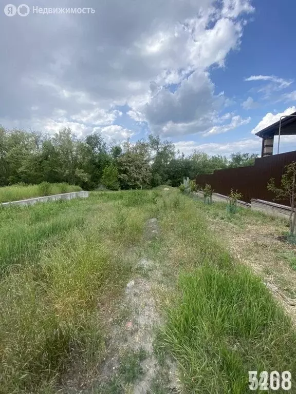 Участок в посёлок Российский, Тенистая улица (5.7 м) - Фото 0