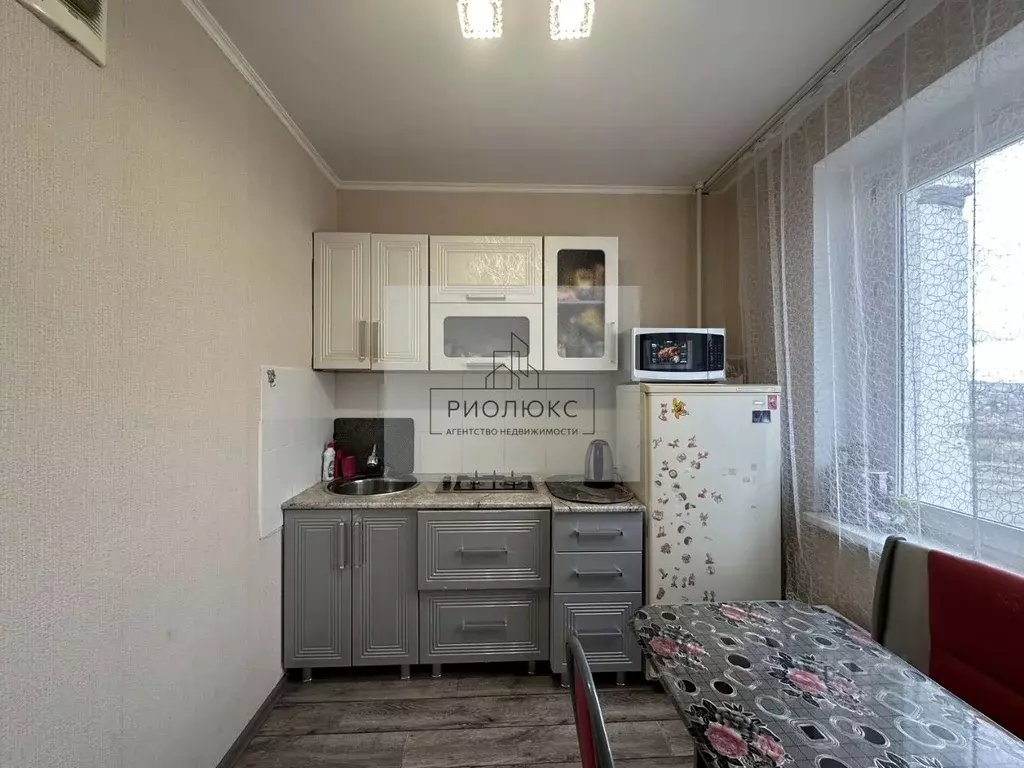 1-к кв. Челябинская область, Магнитогорск ул. Зеленый Лог, 19 (31.6 м) - Фото 0