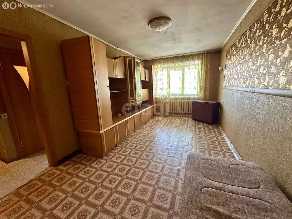 3-комнатная квартира: Ачинск, улица Кирова, 42 (61.3 м) - Фото 1