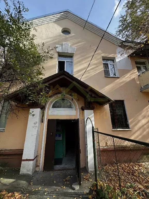 Продается комната в 3-комнатной квартире - Фото 0