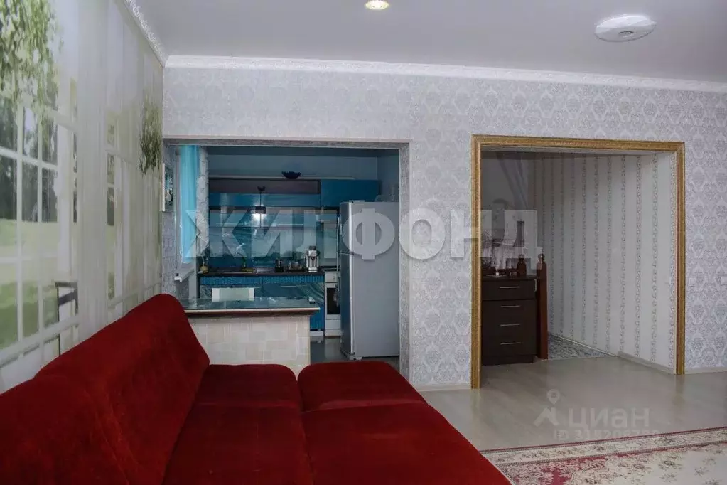 Дом в Алтайский край, Барнаул ул. Смирнова (200 м) - Фото 1