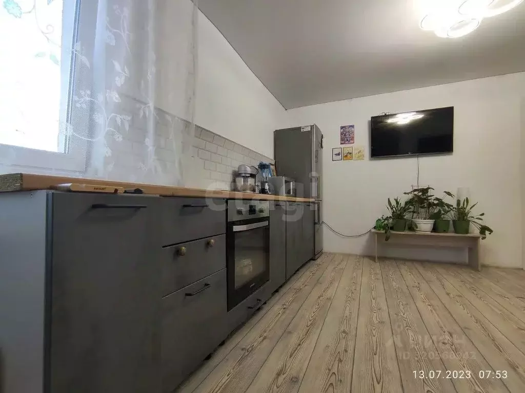 Дом в Саха (Якутия), Якутск Вилюйский тракт, 3-й км, 73 (152 м) - Фото 0