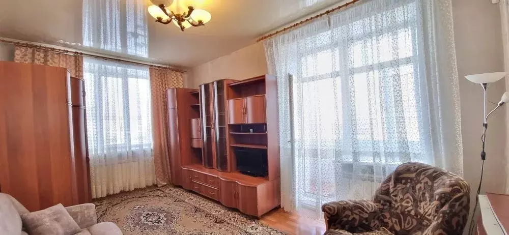 2-к кв. Кемеровская область, Новокузнецк ул. Кирова, 33 (52.4 м) - Фото 1