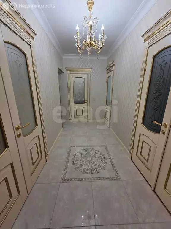 3-комнатная квартира: Махачкала, проспект Имама Шамиля, 23 (86 м) - Фото 2