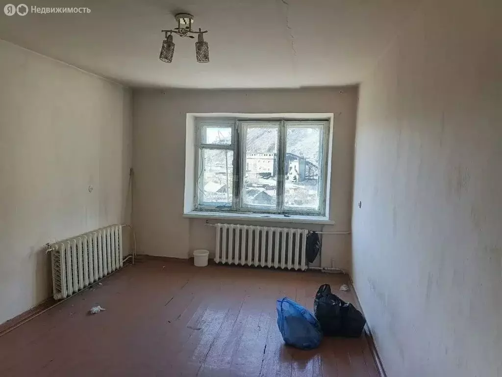 1-комнатная квартира: посёлок городского типа Кокуй, Комсомольская ... - Фото 2