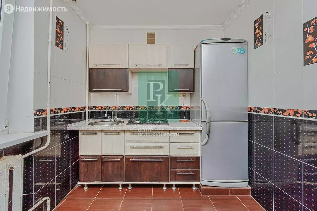 2-комнатная квартира: Севастополь, улица Надежды Островской, 9 (41.8 . - Фото 1