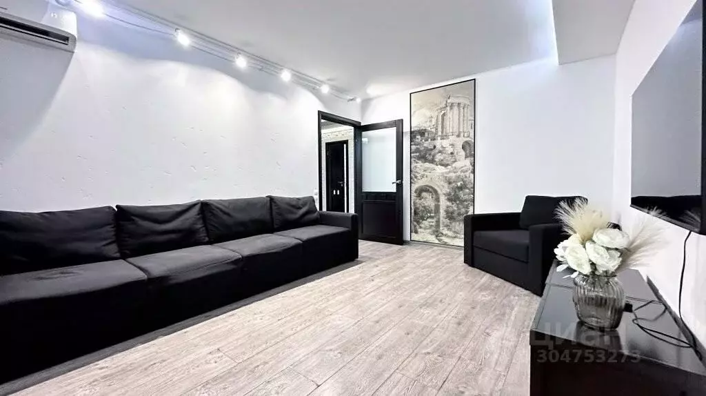3-к кв. Ставропольский край, Ессентуки Кисловодская ул., 30А (65.0 м) - Фото 1
