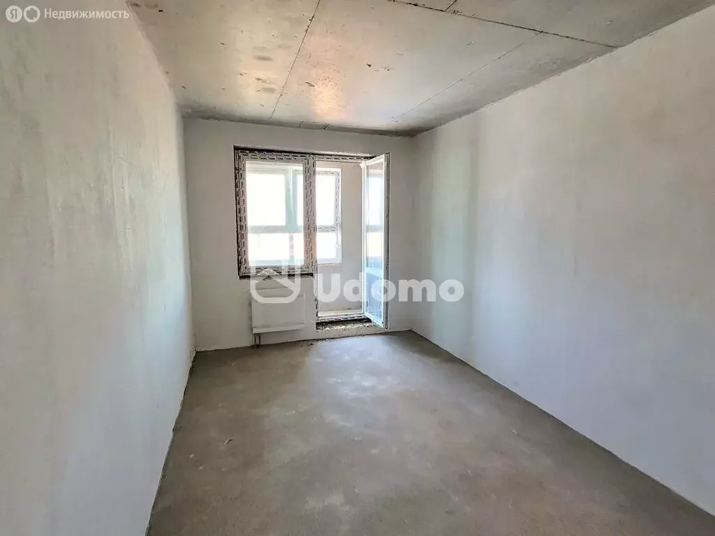 2-комнатная квартира: Уфа, улица Минигали Губайдуллина, 12 (57.86 м) - Фото 1