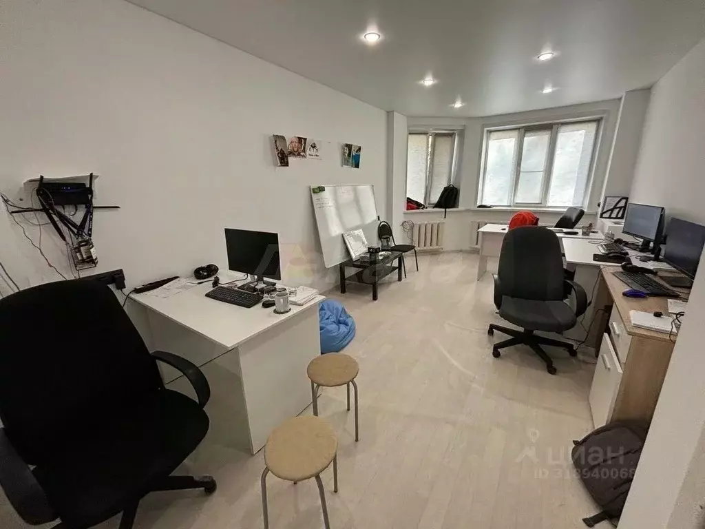 Офис в Ульяновская область, Ульяновск ул. Докучаева, 24 (78 м) - Фото 1