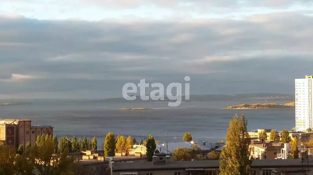 2-комнатная квартира: Саратов, улица имени И.В. Мичурина, 98/102 (103 ... - Фото 1