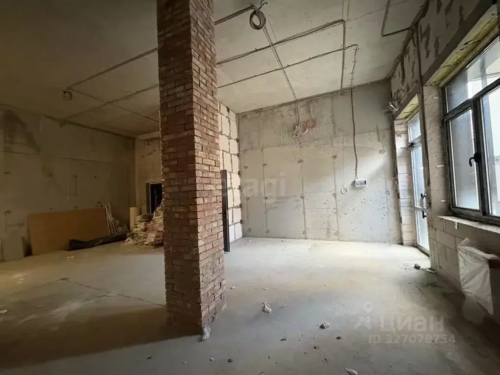 Торговая площадь в Крым, Ялта проезд Бакунинский, 13 (31 м) - Фото 2