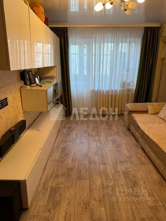 4-к кв. Омская область, Омск Заозерный мкр, ул. Коммунальная, 15 (57.9 ... - Фото 1