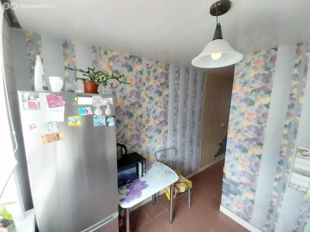 3-комнатная квартира: Первоуральск, улица Володарского, 17 (59.4 м) - Фото 1