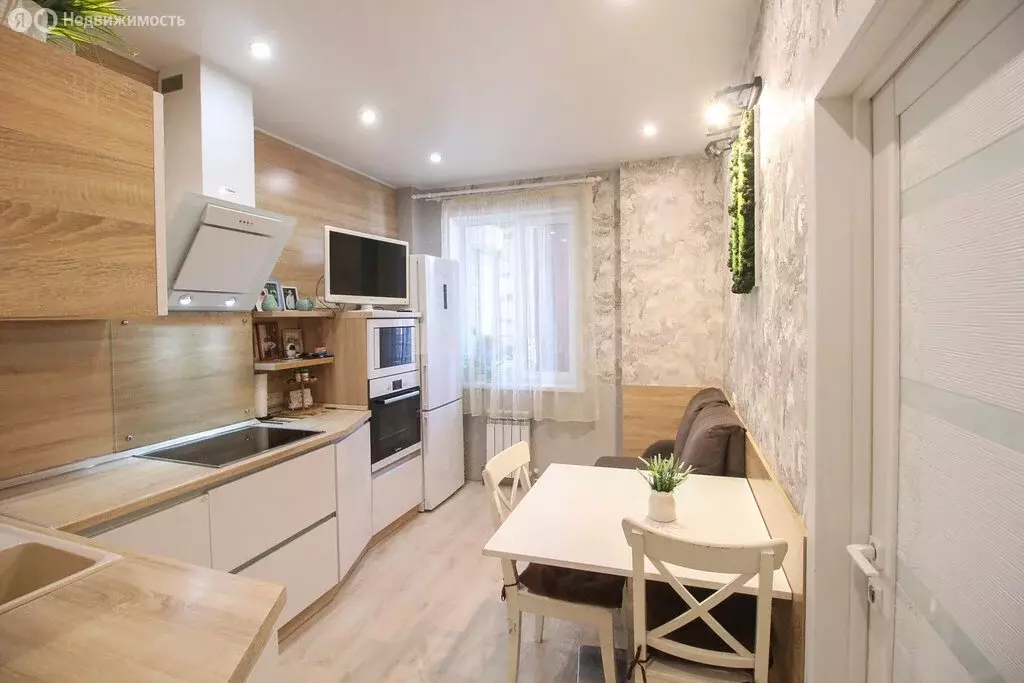 2-комнатная квартира: Барнаул, улица Папанинцев, 119 (71 м) - Фото 0