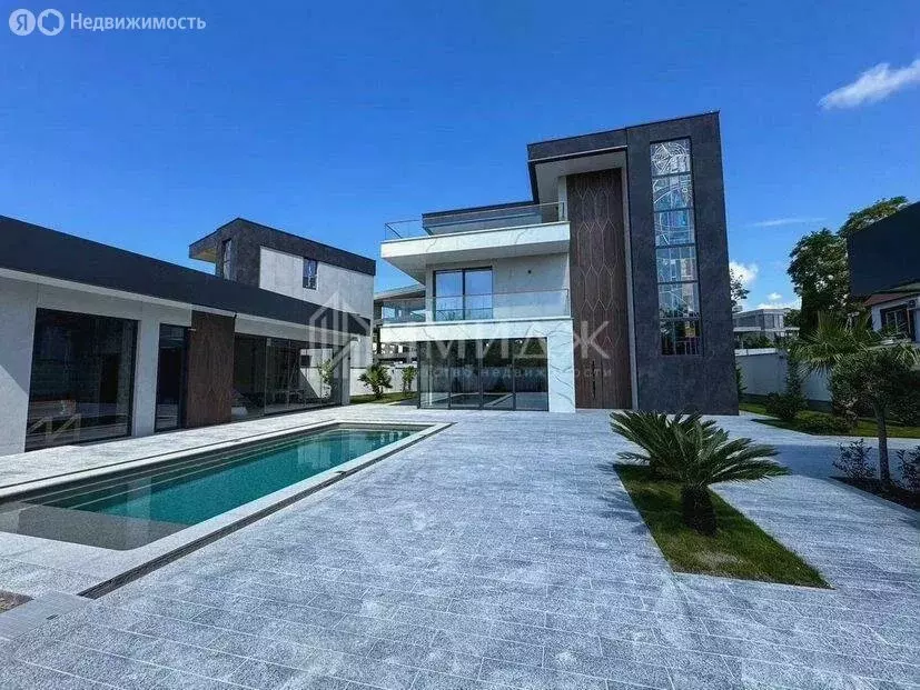 Дом в Сириус, улица Щирова, 28 (300 м) - Фото 2