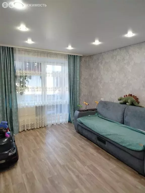 3-комнатная квартира: Миньяр, улица Куйбышева, 24 (67 м) - Фото 1