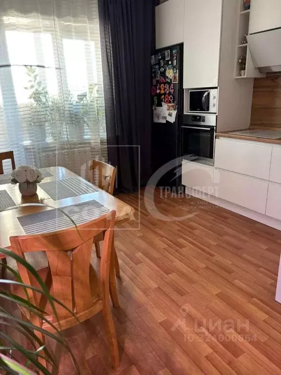 3-к кв. Воронежская область, Воронеж ул. Козо-Полянского, 1 (98.7 м) - Фото 1