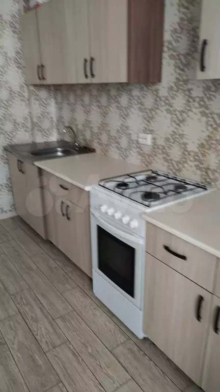2-к. квартира, 60 м, 2/5 эт. - Фото 0