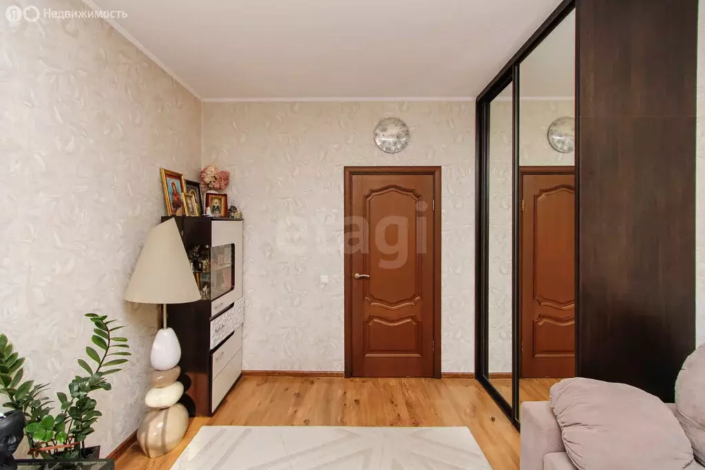 1-комнатная квартира: Тюмень, улица Московский Тракт, 87 (59.5 м) - Фото 1