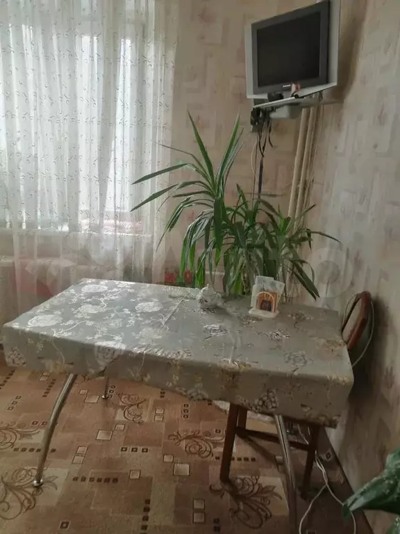 1-к. квартира, 45 м, 4/10 эт. - Фото 0