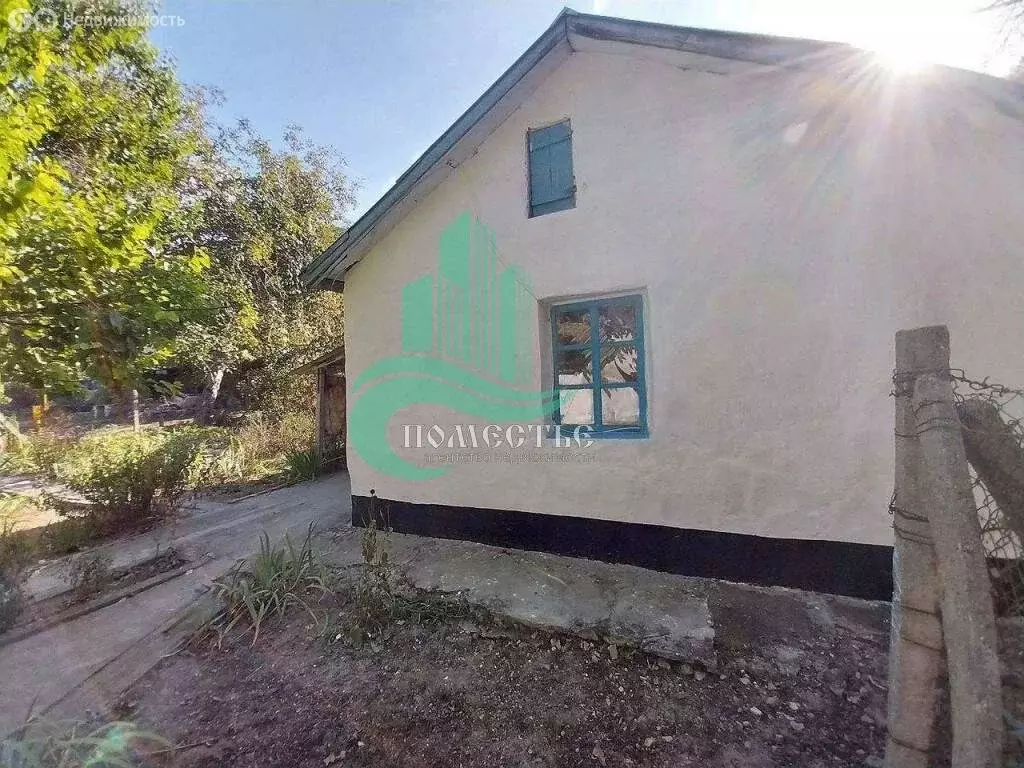 Дом в Бахчисарайский район, Почтовское сельское поселение, село ... - Фото 1