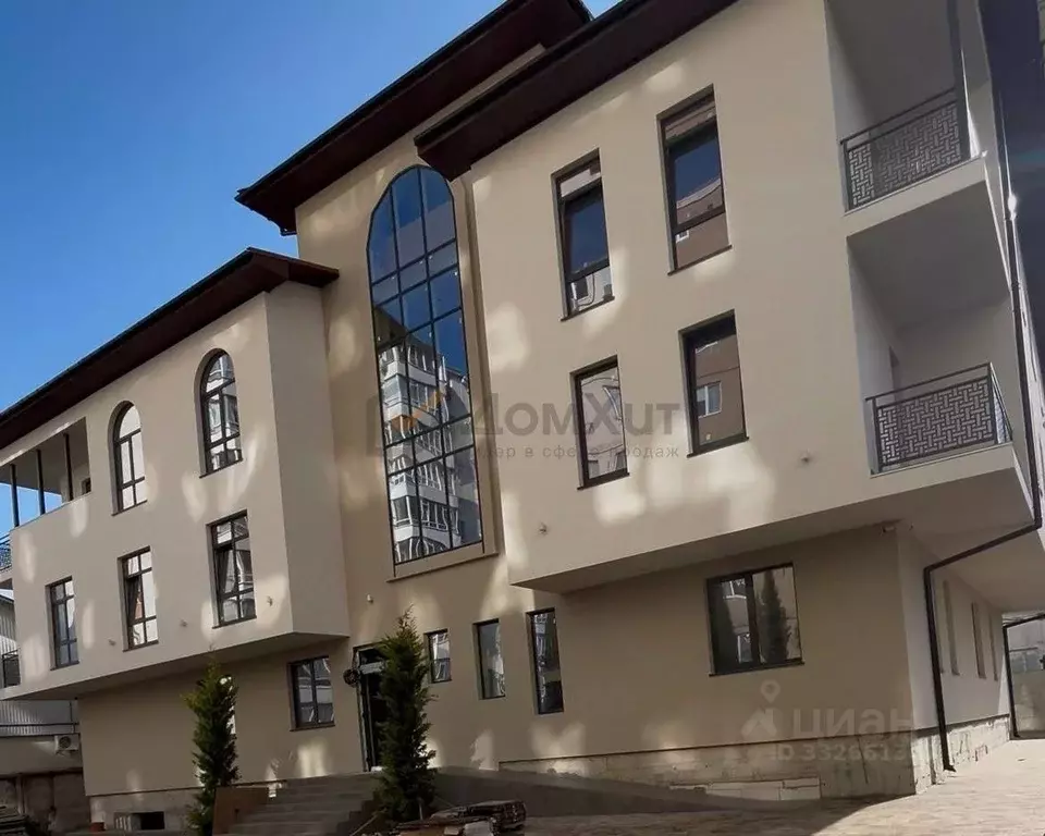 2-к кв. Крым, Симферополь ул. Батурина, 1 (51.0 м) - Фото 1
