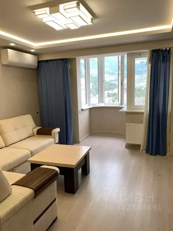 2-к кв. Крым, Ялта ул. Кривошты, 11А (50.0 м) - Фото 2