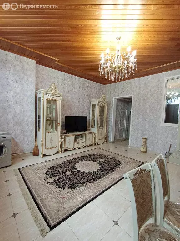 Дом в посёлок городского типа Семендер, улица Интернационалистов (150 ... - Фото 1