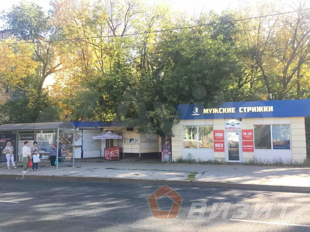 Павильон с ремонтом на остановке - Фото 0