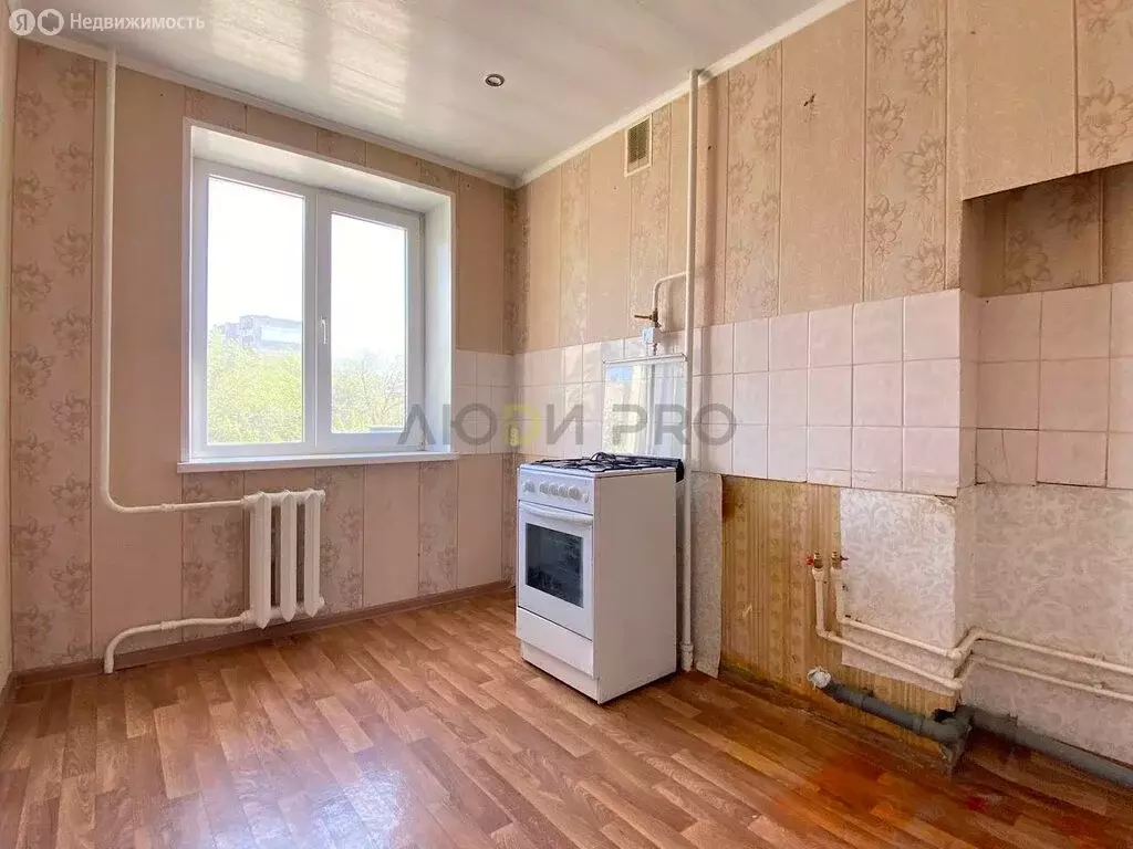 3-комнатная квартира: Уфа, улица Акназарова, 26 (62 м) - Фото 2