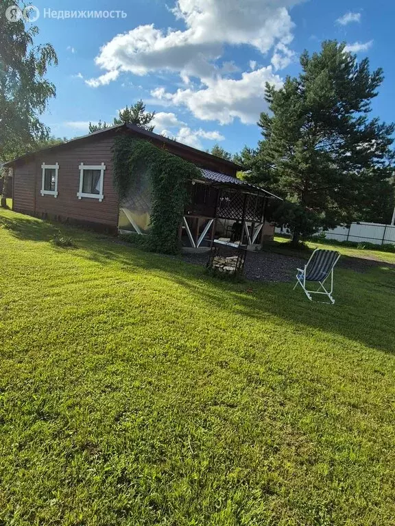 Дом в Калужская область, Тарусский муниципальный округ, село ... - Фото 1