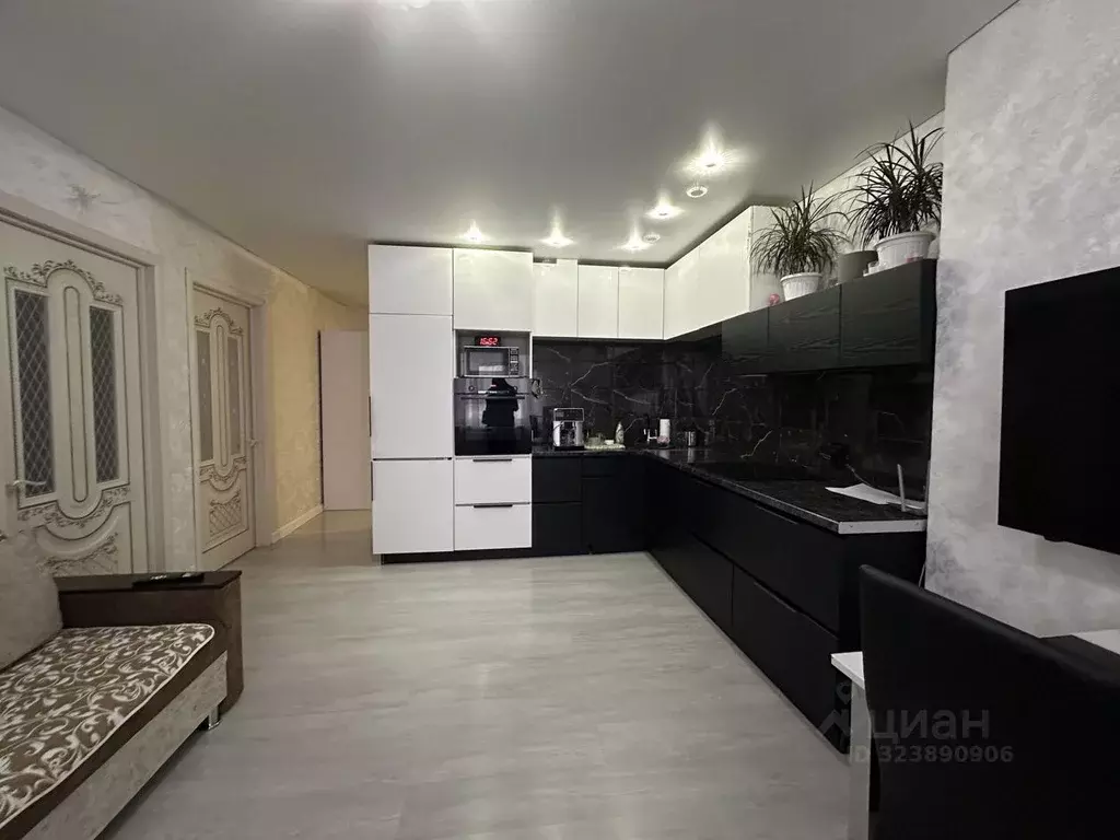 3-к кв. Башкортостан, Уфа ул. Летчика Кобелева, 3/3 (51.0 м) - Фото 1