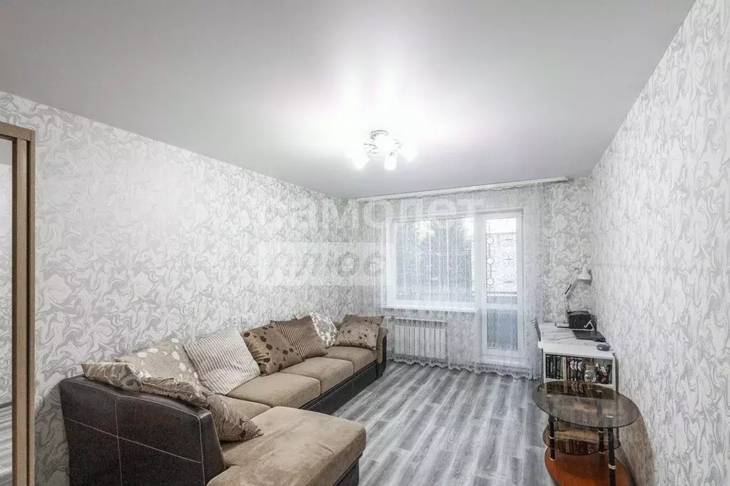 1-к кв. Омская область, Омск ул. Дианова, 7 (37.2 м) - Фото 1