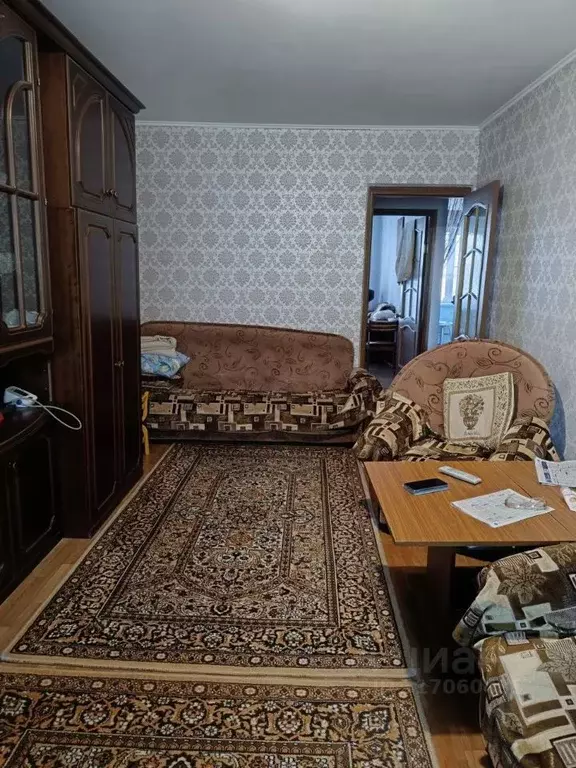 2-к кв. Оренбургская область, Орск Орский просп., 9А (47.4 м) - Фото 1