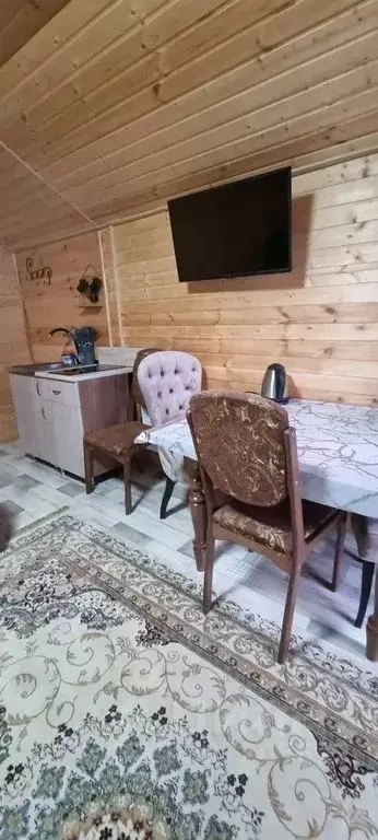 Дом в Карачаево-Черкесия, Зеленчукский район, с. Архыз ул. Курджиева, ... - Фото 2