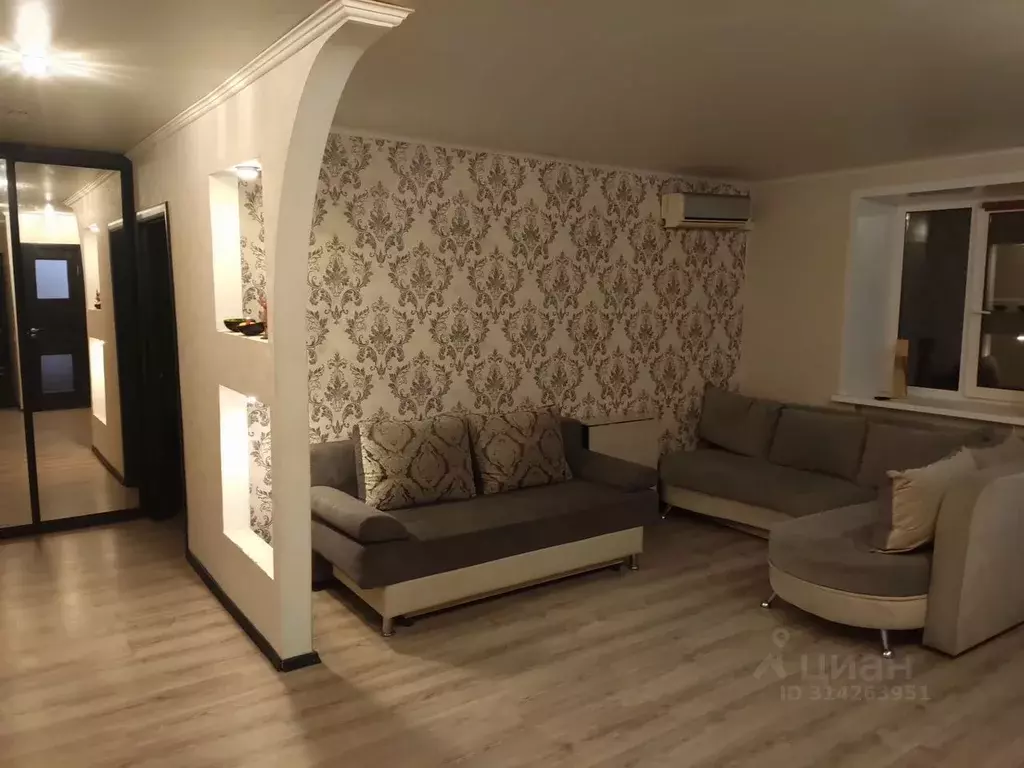 3-к кв. Липецкая область, Липецк ул. Космонавтов, 10 (65.0 м) - Фото 1