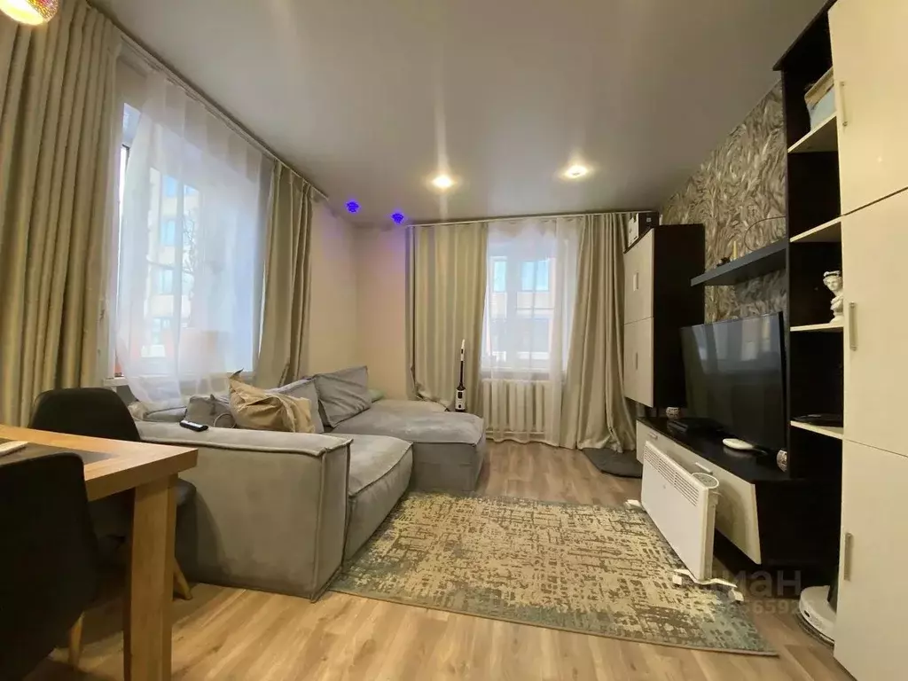 3-к кв. Волгоградская область, Волгоград пос. Ангарский, ул. Полины ... - Фото 1