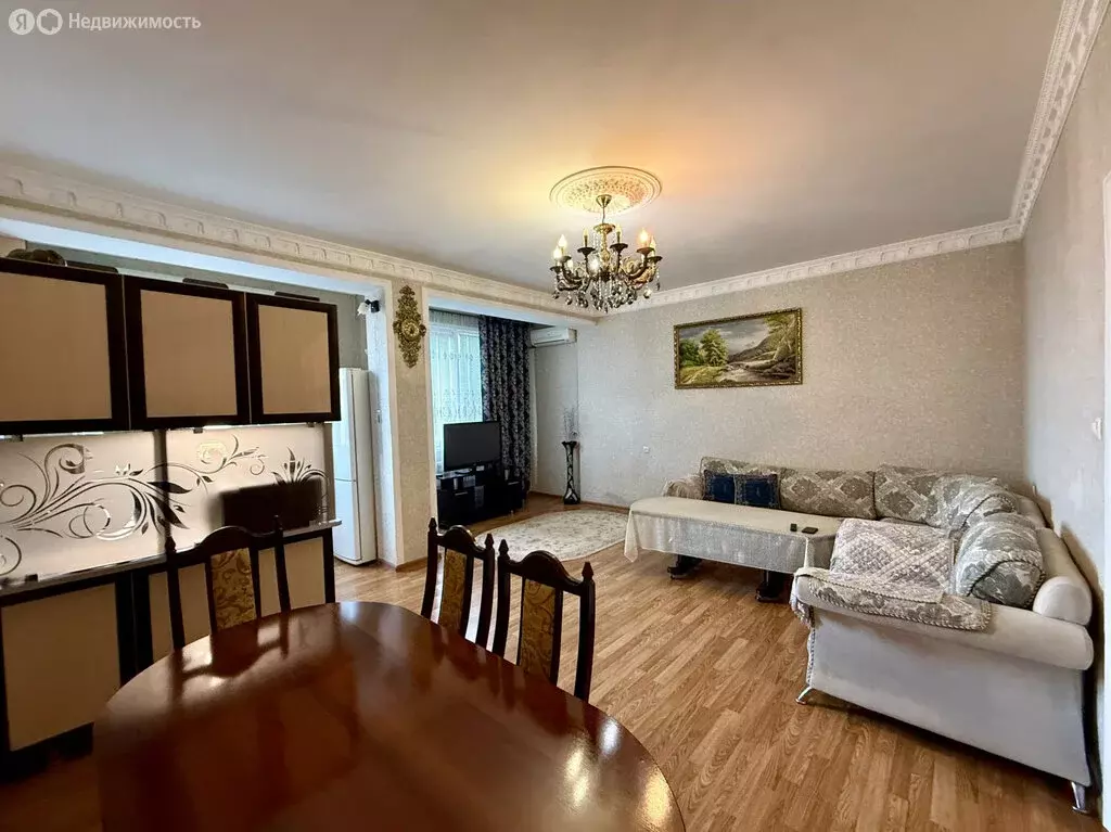 2-комнатная квартира: Дербент, улица Сурмача, 1 (60 м) - Фото 1