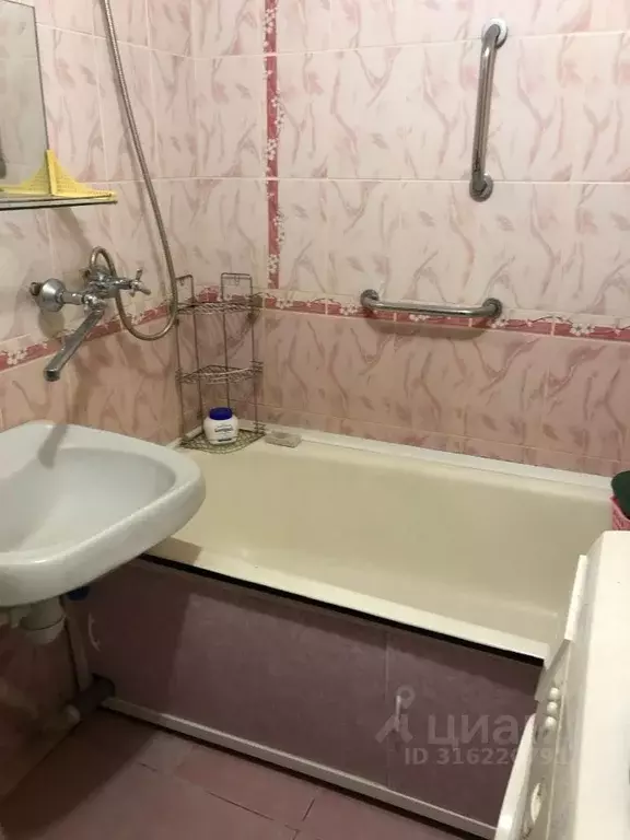 3-к кв. Марий Эл, Йошкар-Ола ул. Петрова, 20 (62.0 м) - Фото 0
