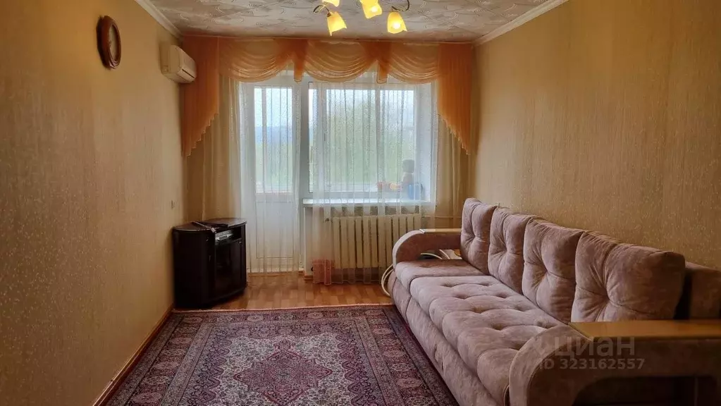 3-к кв. Татарстан, Альметьевск ул. Чернышевского, 4 (57.7 м) - Фото 1