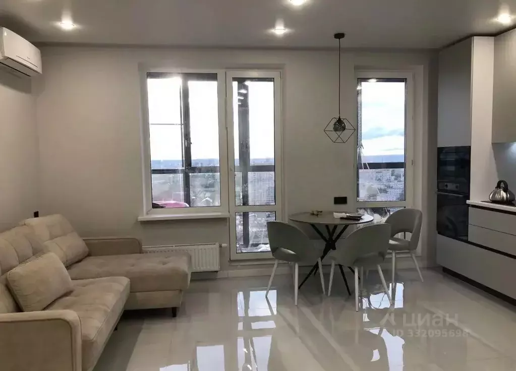 2-к кв. Татарстан, Казань ул. Мансура Хасанова, 13А (50.0 м) - Фото 1