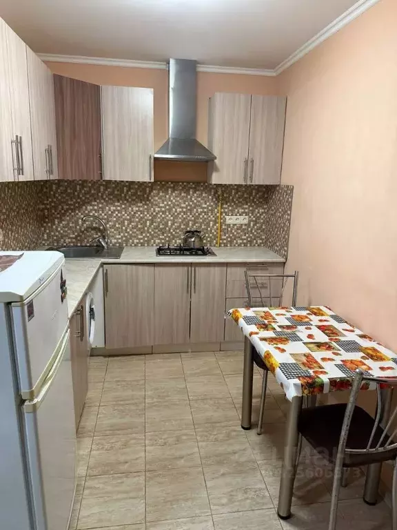 Дом в Крым, Симферопольский район, Молодежное пгт ул. Ялтинская (40 м) - Фото 2