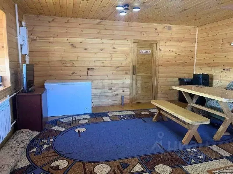 Дом в Алтай, Майминский район, с. Подгорное ул. Катунская (182 м) - Фото 1