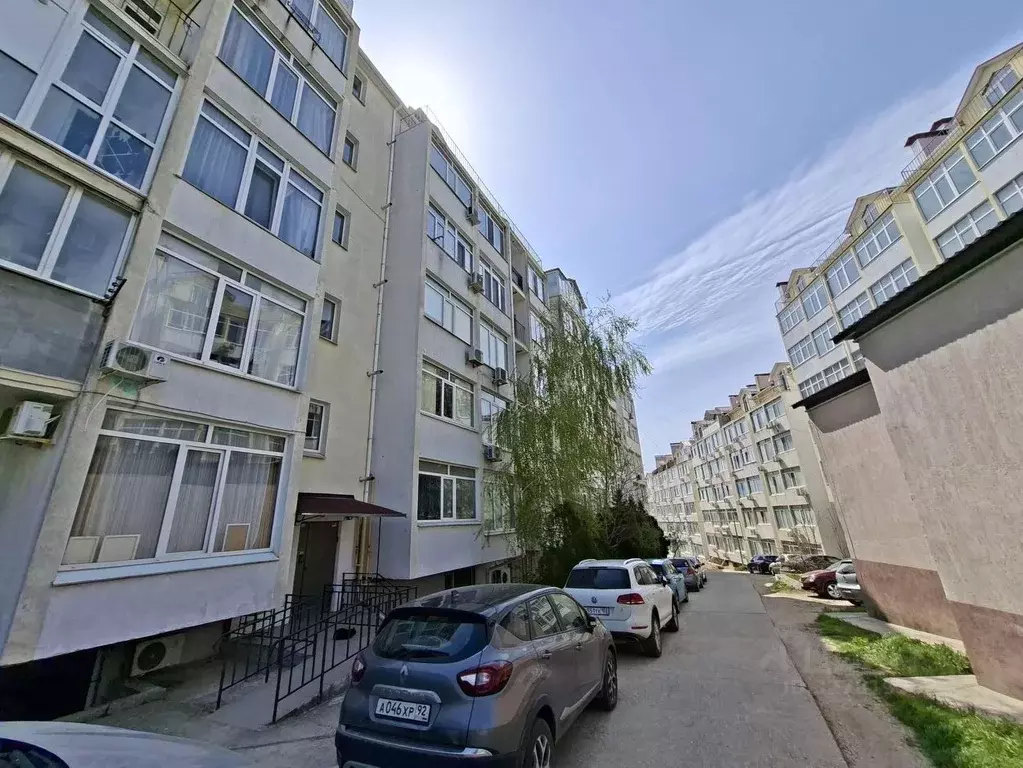 1-к кв. Севастополь ул. Челюскинцев, 57/1 (49.6 м) - Фото 2